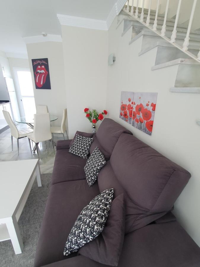 Beautiful House In Elviria, With 2 Bedrooms, 2 Swimming Pools, Sauna, Jacuzzi, Gym, Wifi *