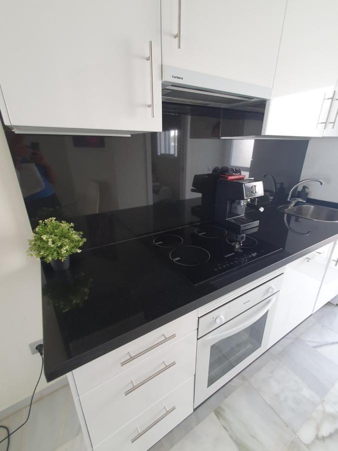 Beautiful House In Elviria, With 2 Bedrooms, 2 Swimming Pools, Sauna, Jacuzzi, Gym, Wifi * Marbella