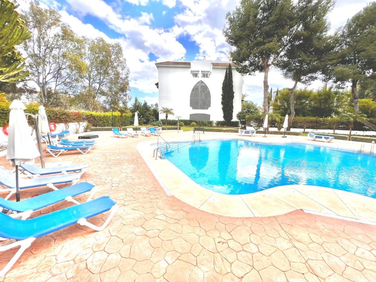 Albatros In Puerto Banus 150 Meters From The Apartment