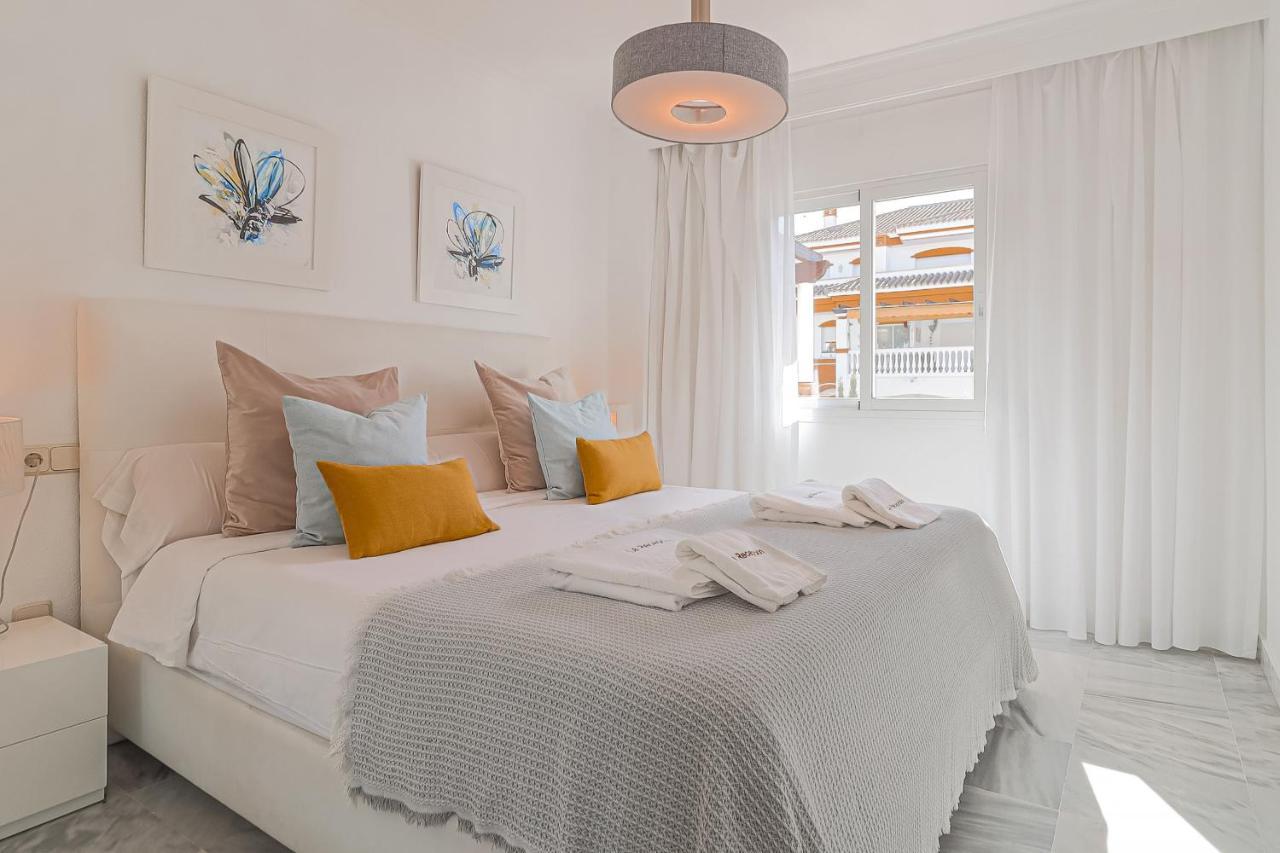 2 Bedrooms Terrace - Pool & Parking *