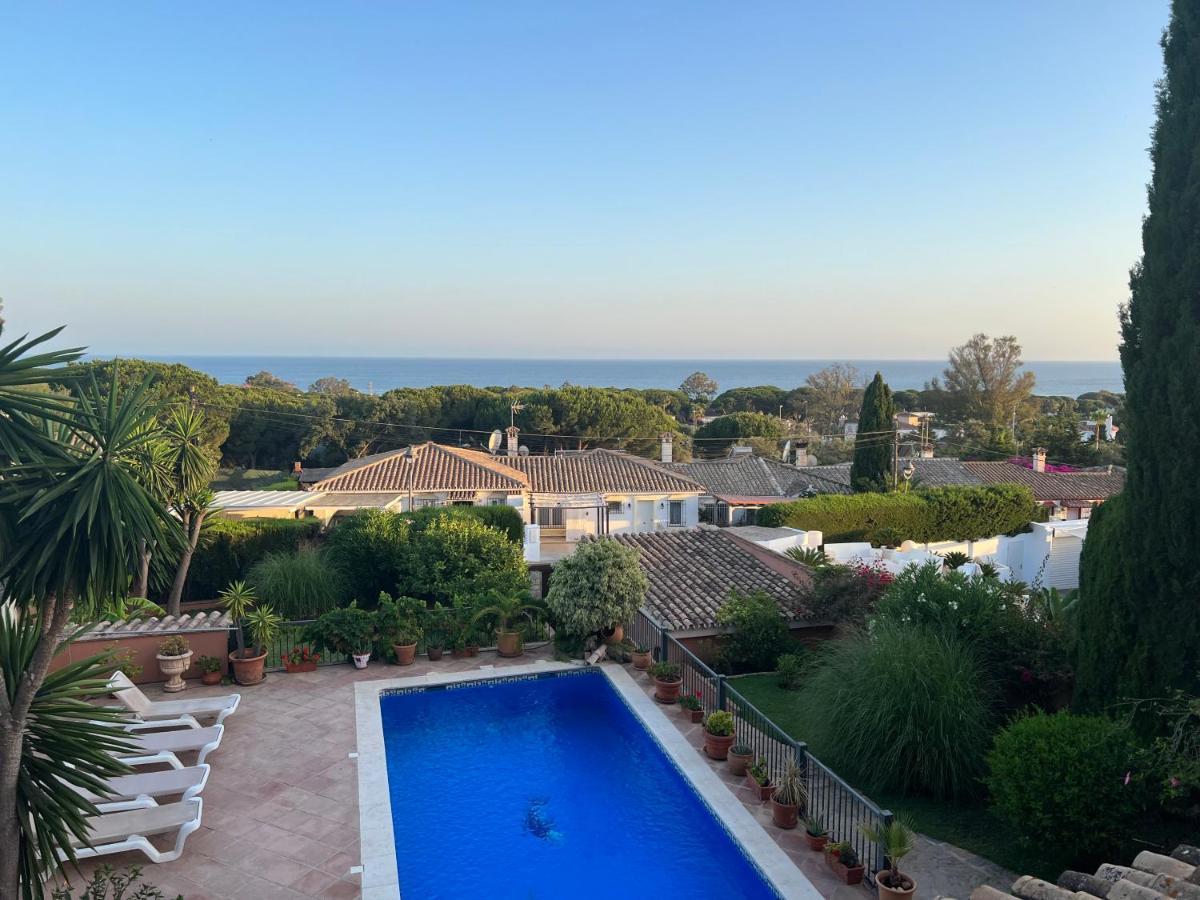 Exclusive Andalusian El Pino In Cabopino Villa *