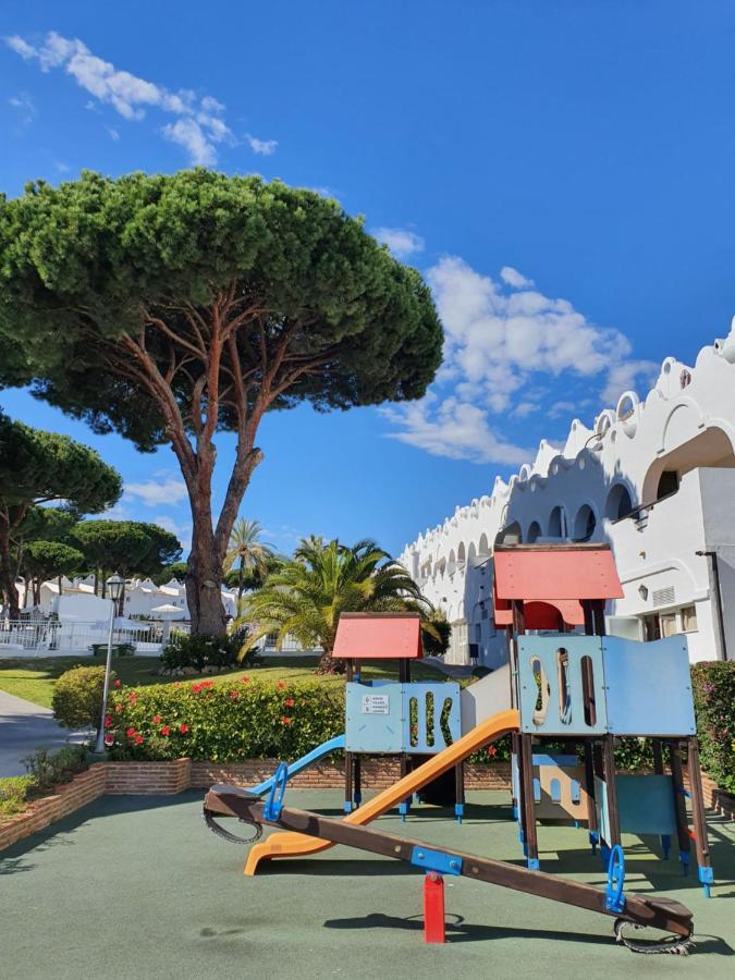 Beautiful House In Elviria, With 2 Bedrooms, 2 Swimming Pools, Sauna, Jacuzzi, Gym, Wifi * Marbella