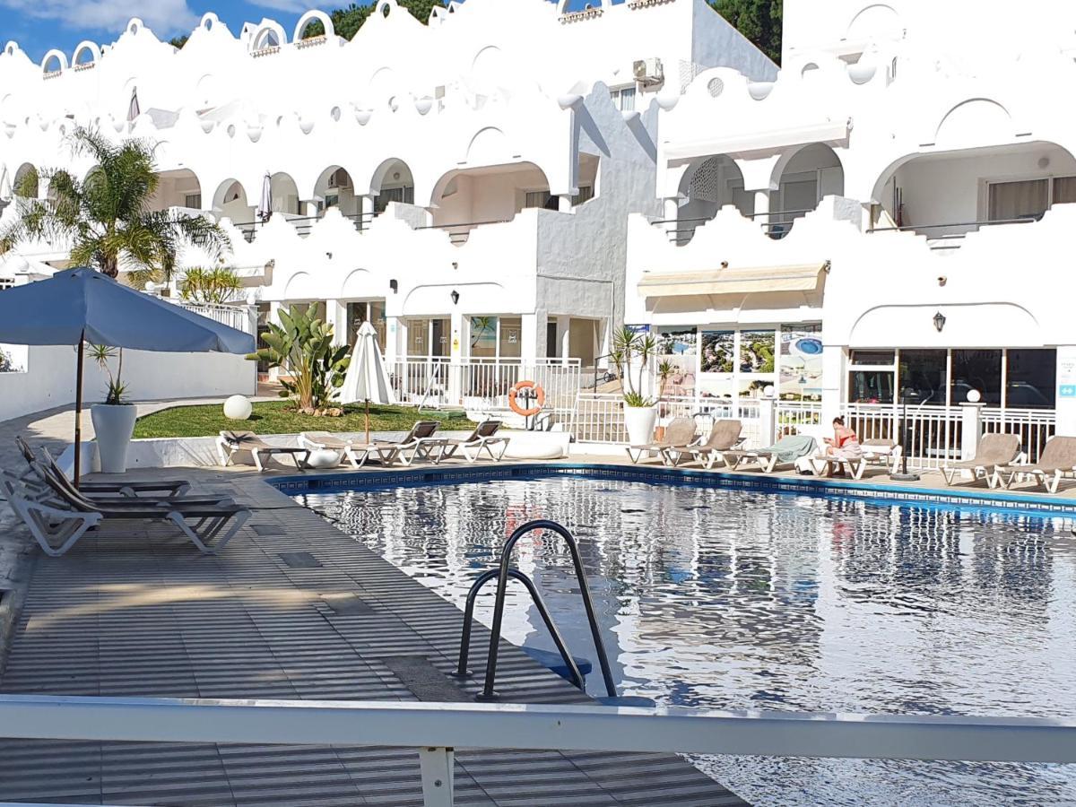 Beautiful House In Elviria, With 2 Bedrooms, 2 Swimming Pools, Sauna, Jacuzzi, Gym, Wifi Holiday home Marbella