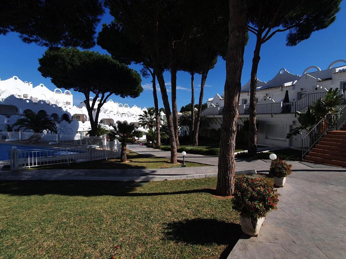 Beautiful House In Elviria, With 2 Bedrooms, 2 Swimming Pools, Sauna, Jacuzzi, Gym, Wifi