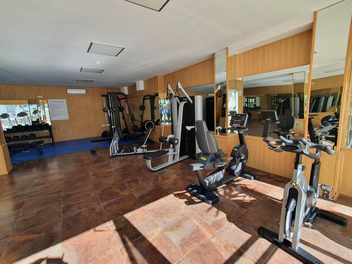 Beautiful House In Elviria, With 2 Bedrooms, 2 Swimming Pools, Sauna, Jacuzzi, Gym, Wifi Holiday home