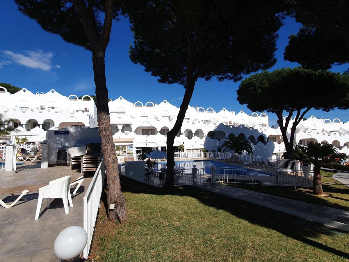 Beautiful House In Elviria, With 2 Bedrooms, 2 Swimming Pools, Sauna, Jacuzzi, Gym, Wifi Holiday home