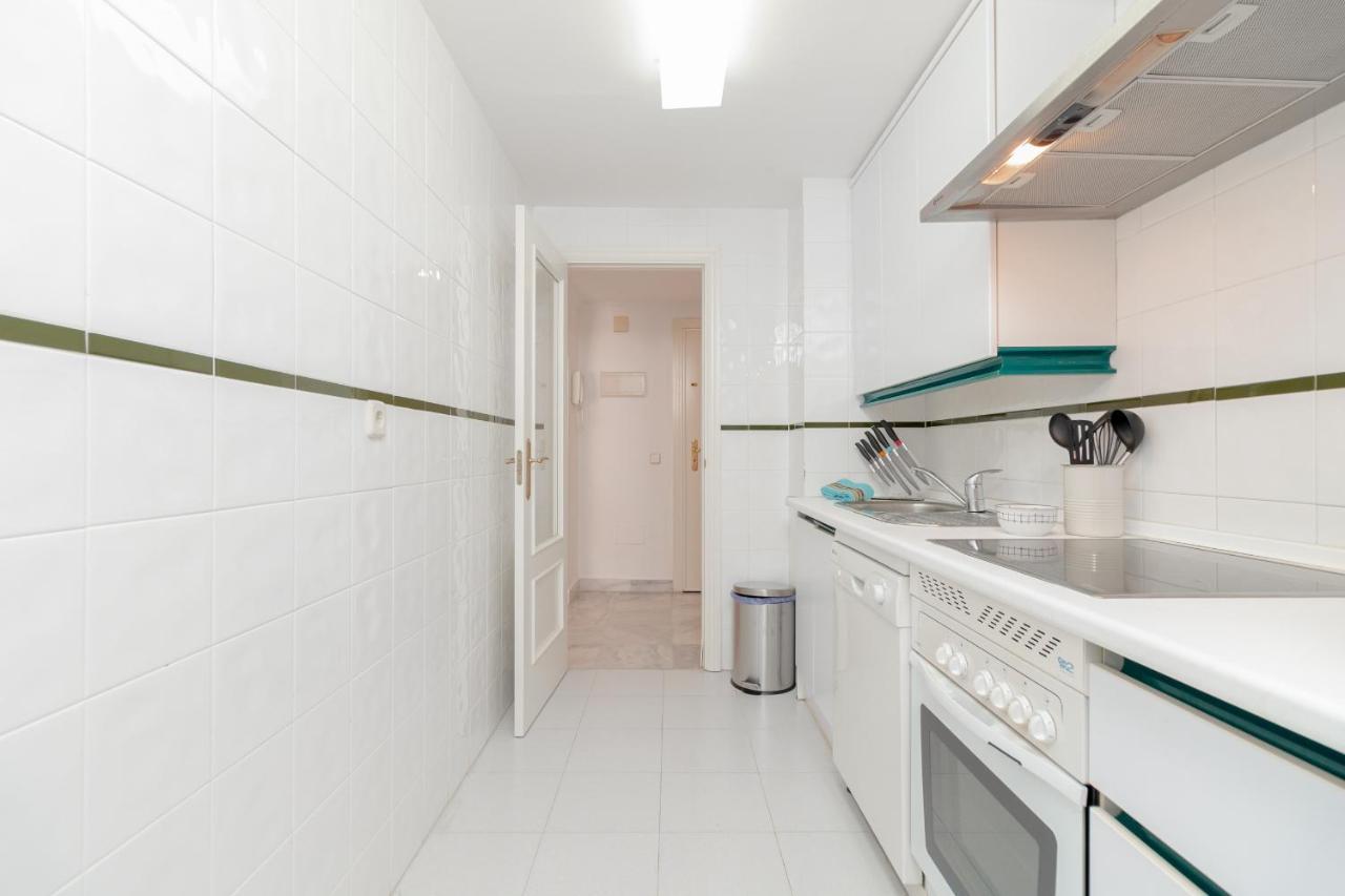 2 Bedrooms Terrace - Pool & Parking