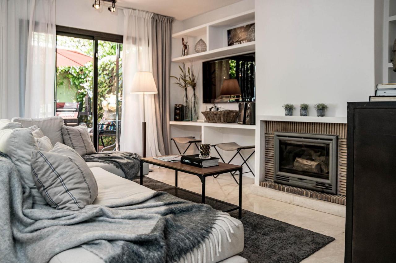Seaside 3 Bedroom Townhouse In San Pedro Close To The With Private Garden