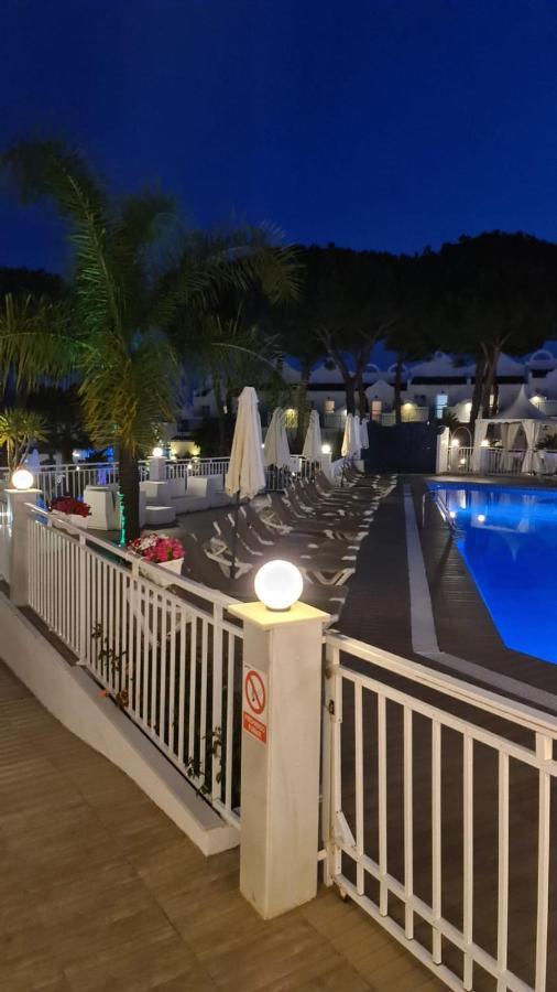 Beautiful House In Elviria, With 2 Bedrooms, 2 Swimming Pools, Sauna, Jacuzzi, Gym, Wifi Holiday home