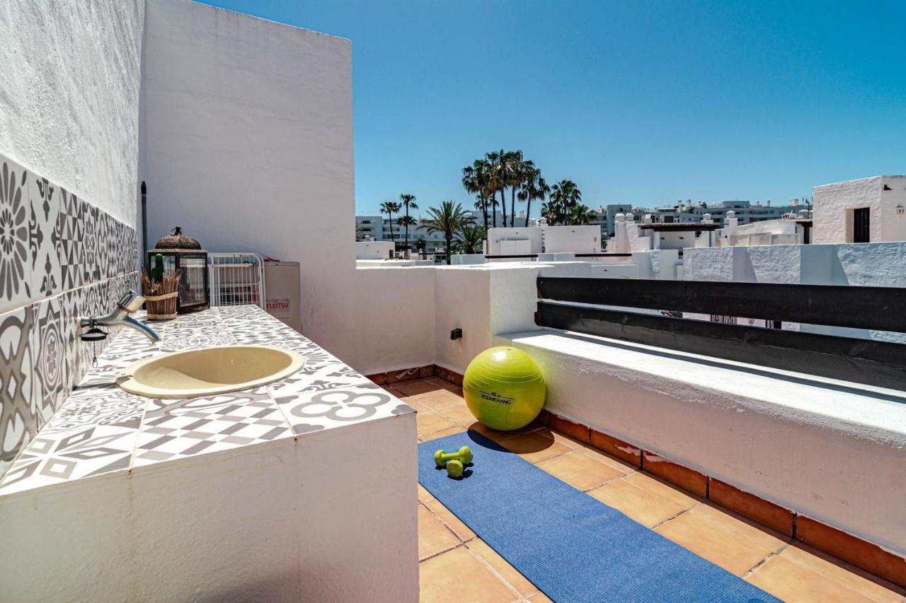 Holiday home Seaside 3 Bedroom Townhouse In San Pedro Close To The With Private Garden *