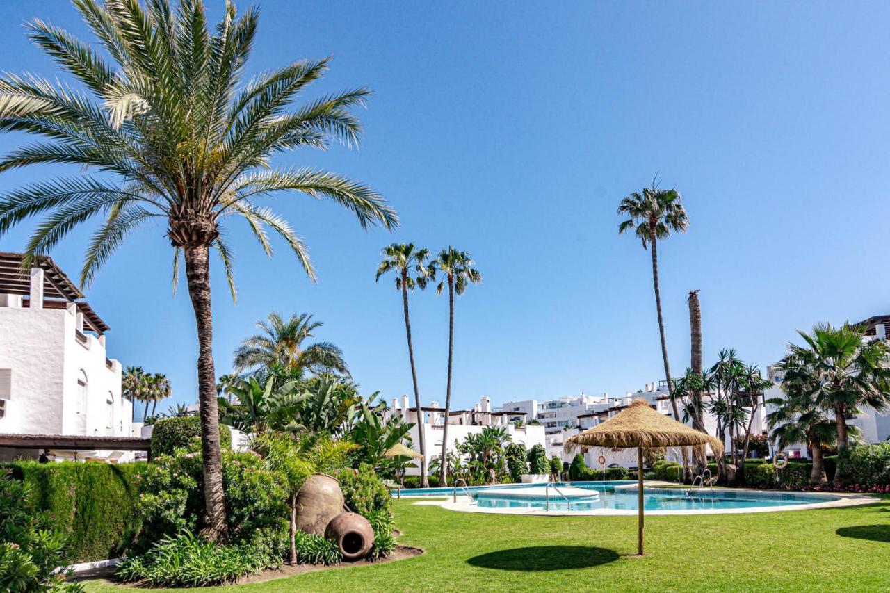 Holiday home Seaside 3 Bedroom Townhouse In San Pedro Close To The With Private Garden *
