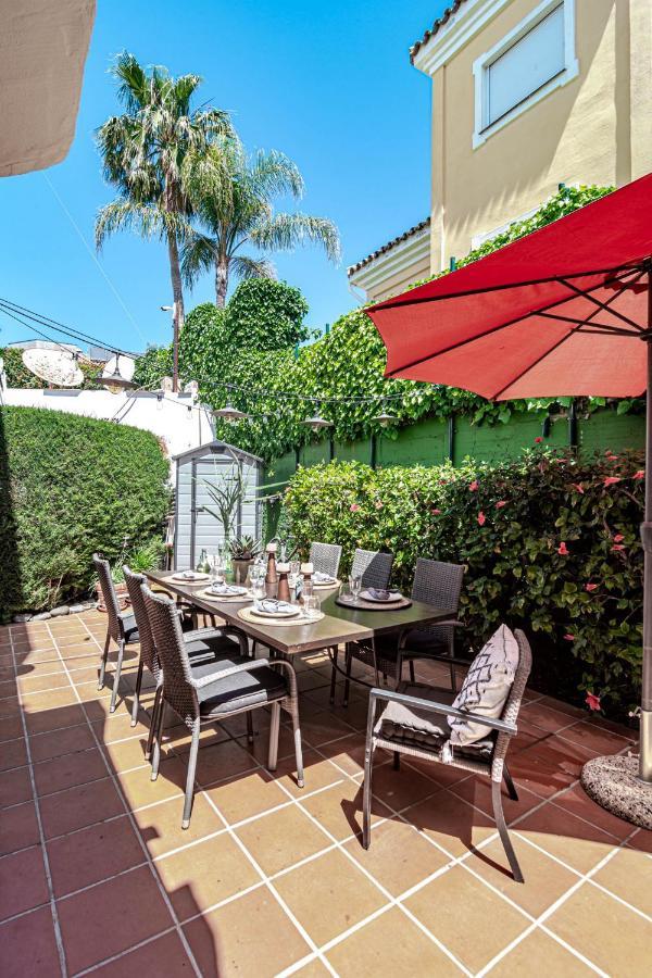 Seaside 3 Bedroom Townhouse In San Pedro Close To The With Private Garden Holiday home *