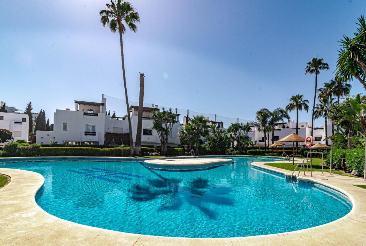 Seaside 3 Bedroom Townhouse In San Pedro Close To The With Private Garden Holiday home
