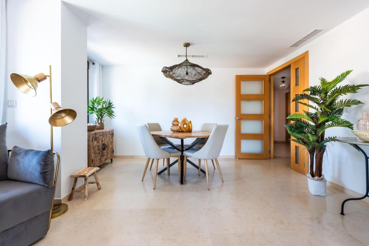 Apartment Center Iii *