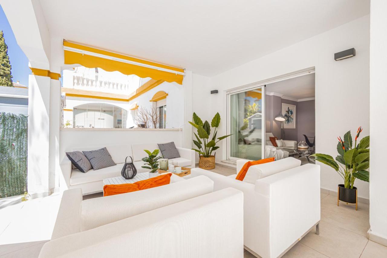 2 Bedrooms Terrace - Pool & Parking Apartment *