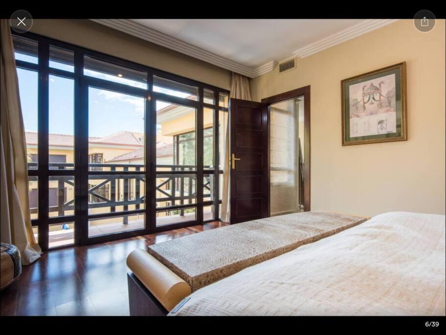 Luxury On Mistral Beach, Puerto Banus.