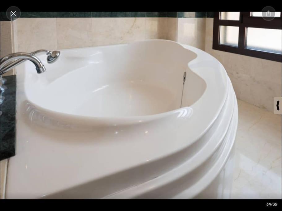 Luxury On Mistral Beach, Puerto Banus. *