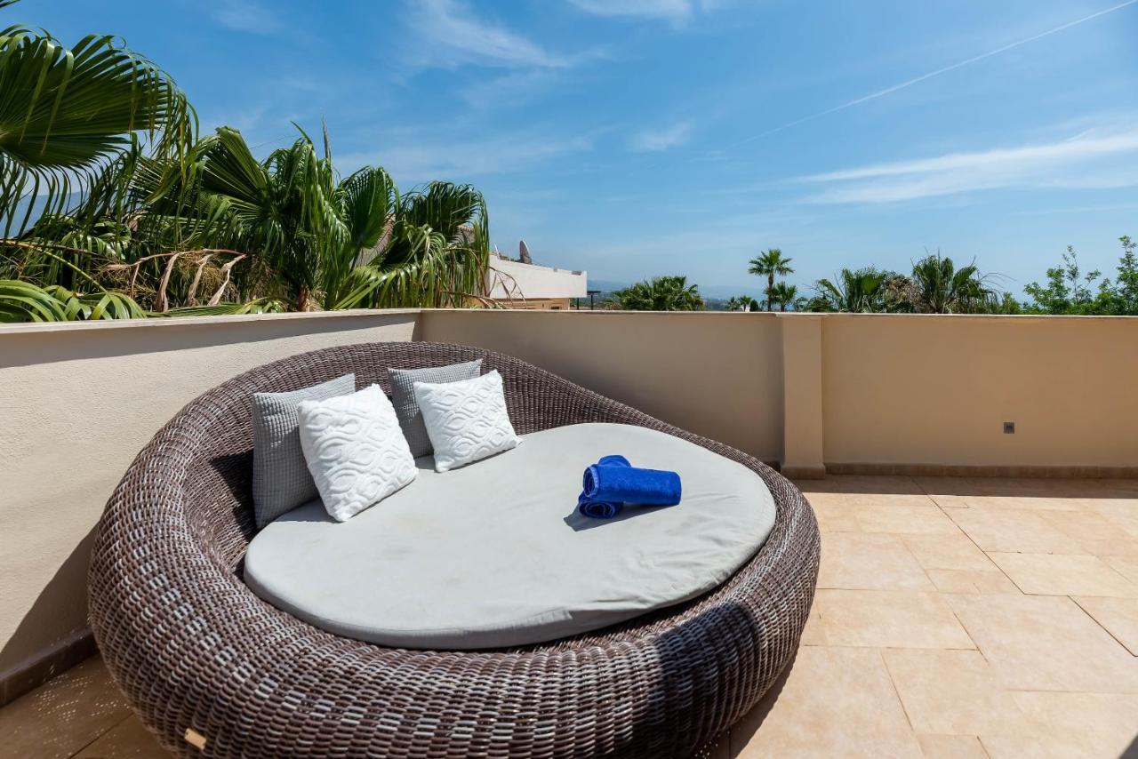 Vacation Marbella: Private Heated Pool Retreat Near Puerto Banus Apartment