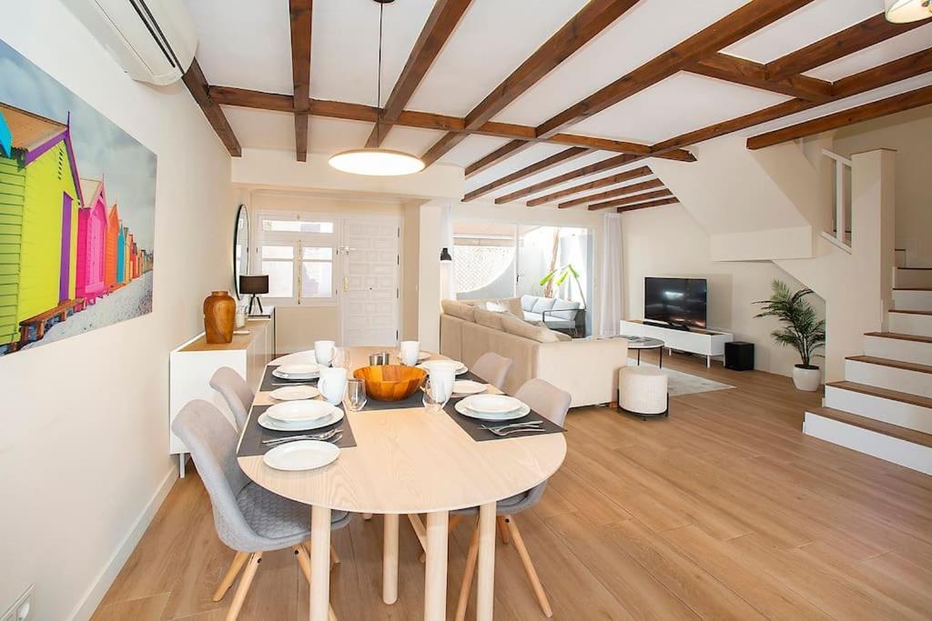Beautiful And Quiet Family Townhouse In Great Location Marbella
