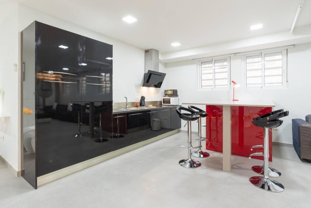 Incredible Luxury Location In Puerto Banus For Families Apartment Marbella