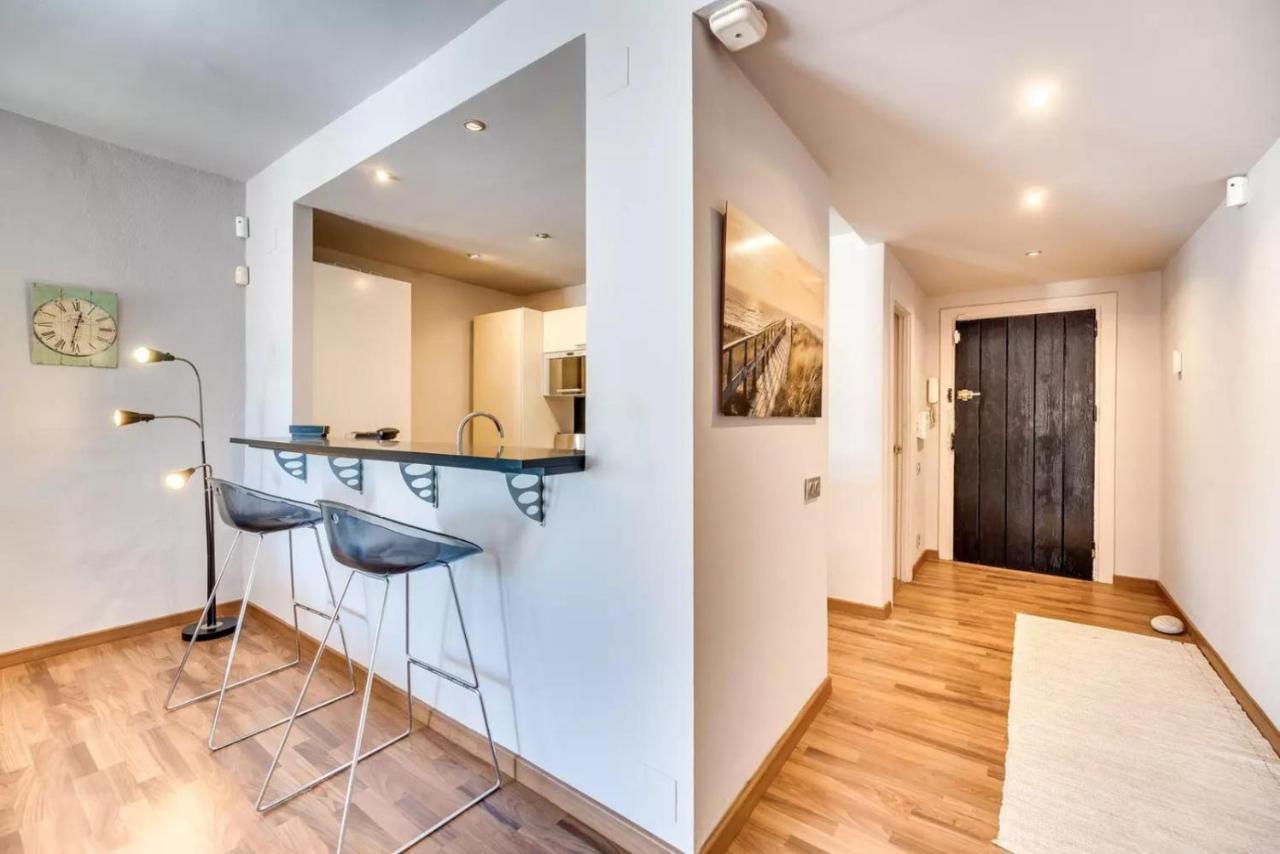 Chic Designer Apartment *