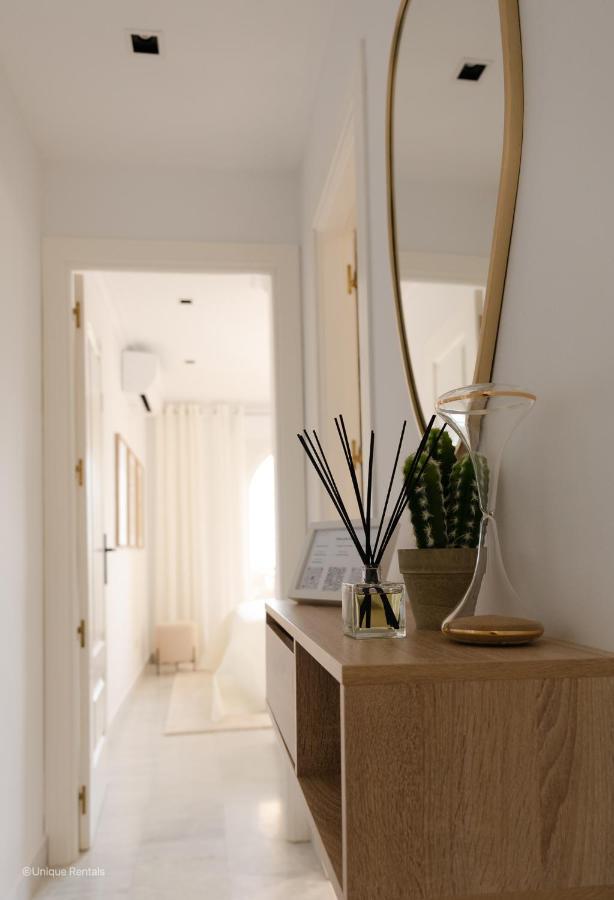 High-end 2 Bedroom Sea View In Puerto Banus Apartment *