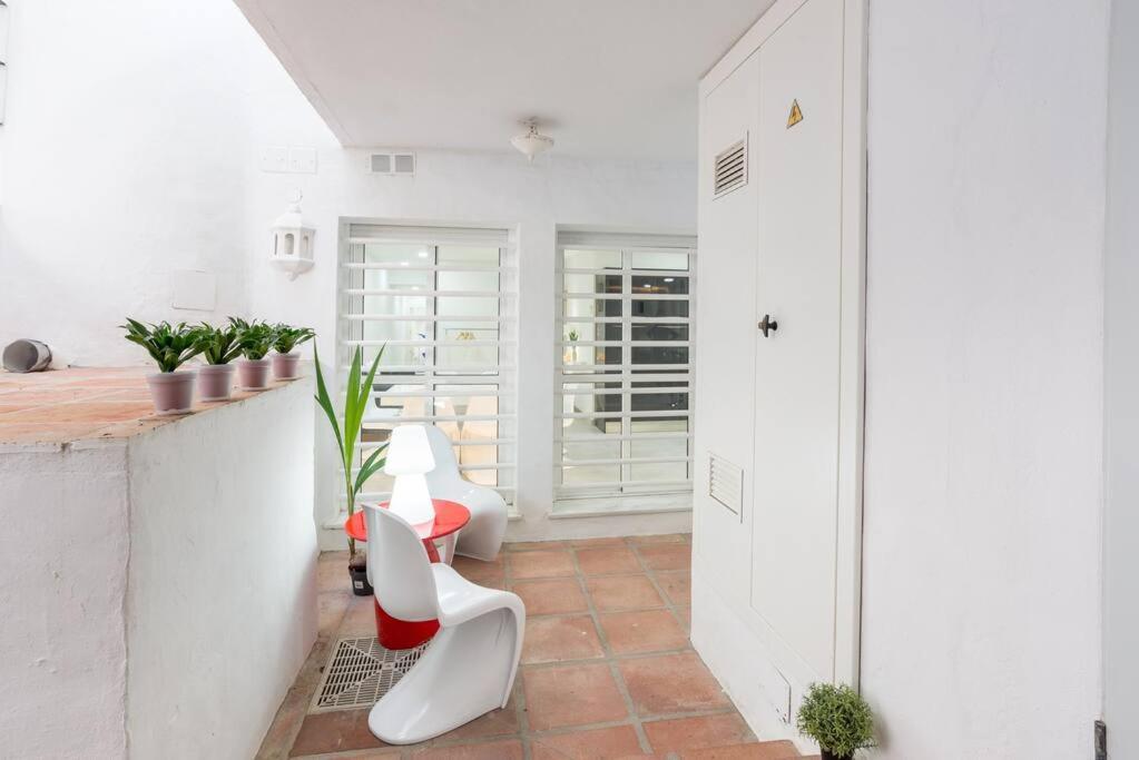 Incredible Luxury Location In Puerto Banus For Families * Marbella