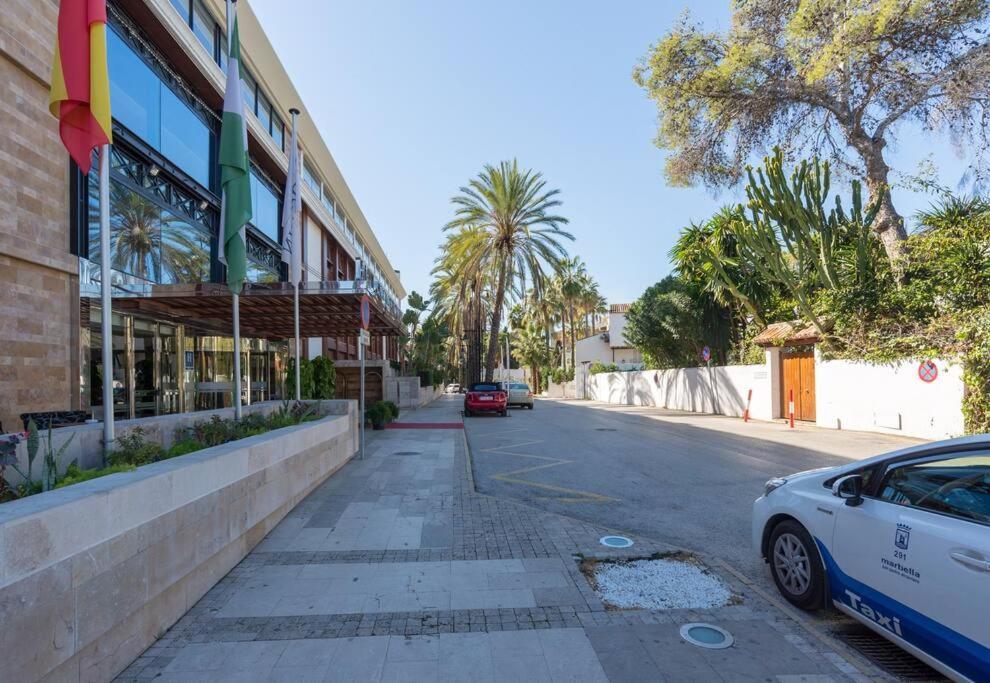 Incredible Luxury Location In Puerto Banus For Families *