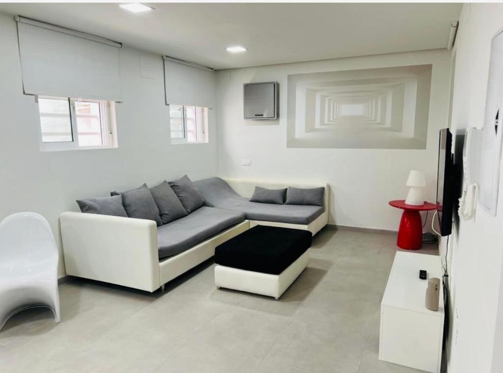 Incredible Luxury Location In Puerto Banus For Families * Marbella