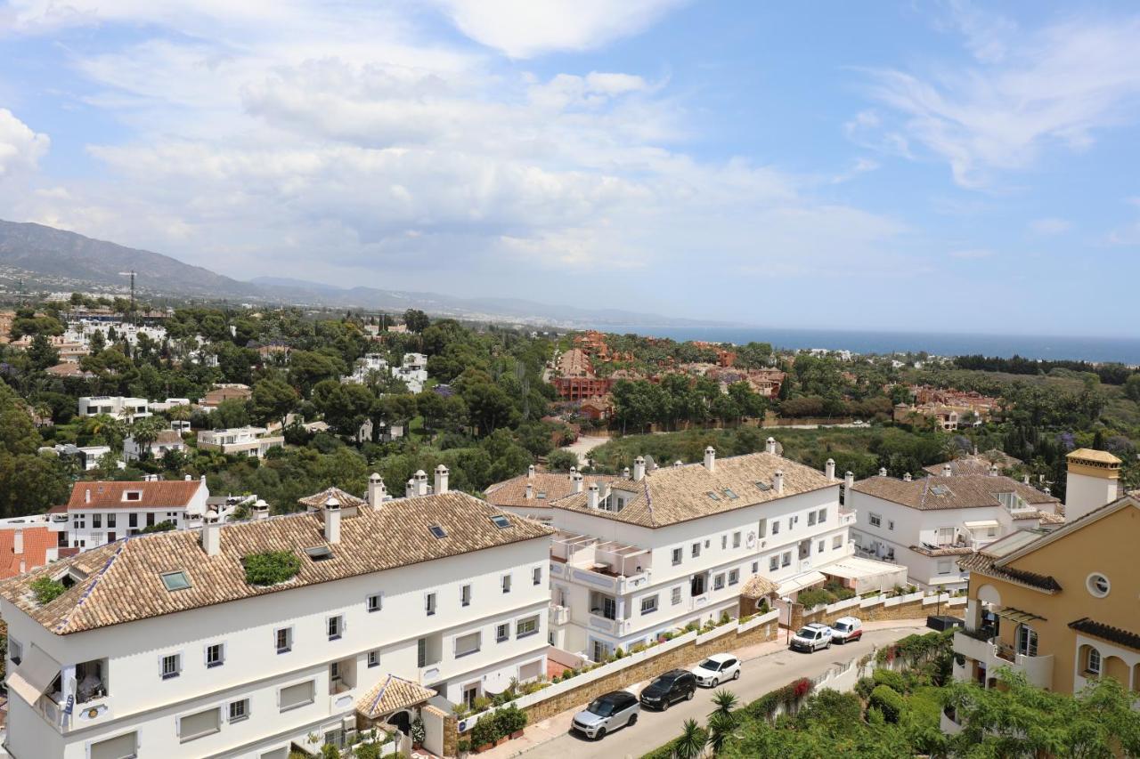 High-end 2 Bedroom Sea View In Puerto Banus *
