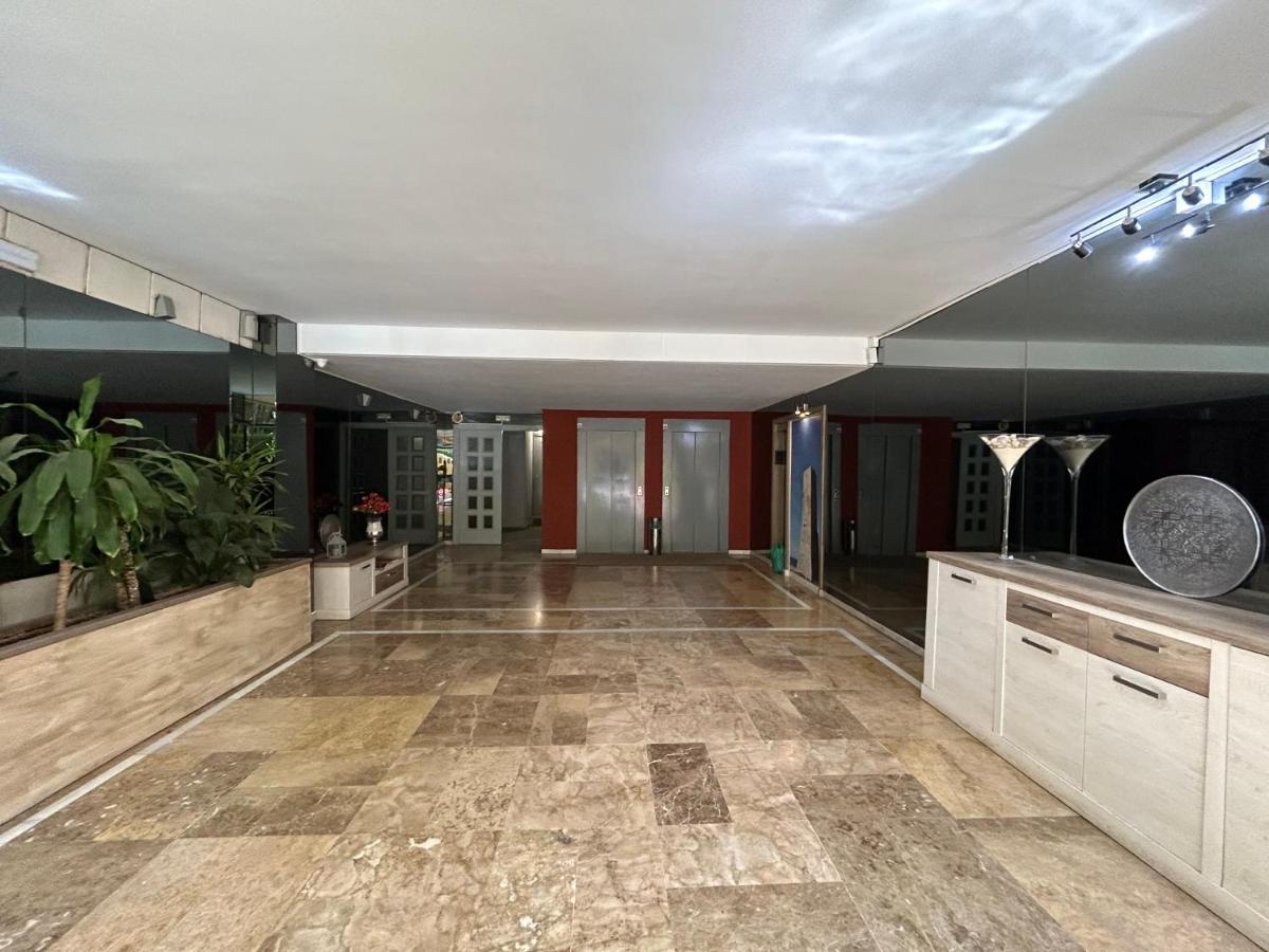 Apartamento-duplex De Lujo En Marbella, Dunas De Artola Apartment *