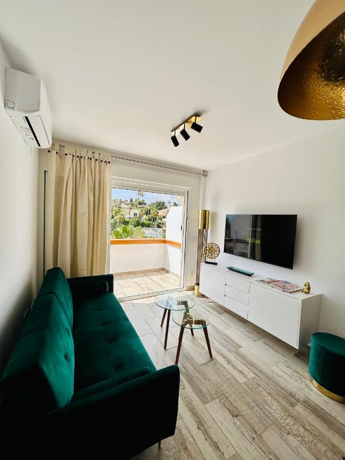 Apartamento-duplex De Lujo En Marbella, Dunas De Artola *