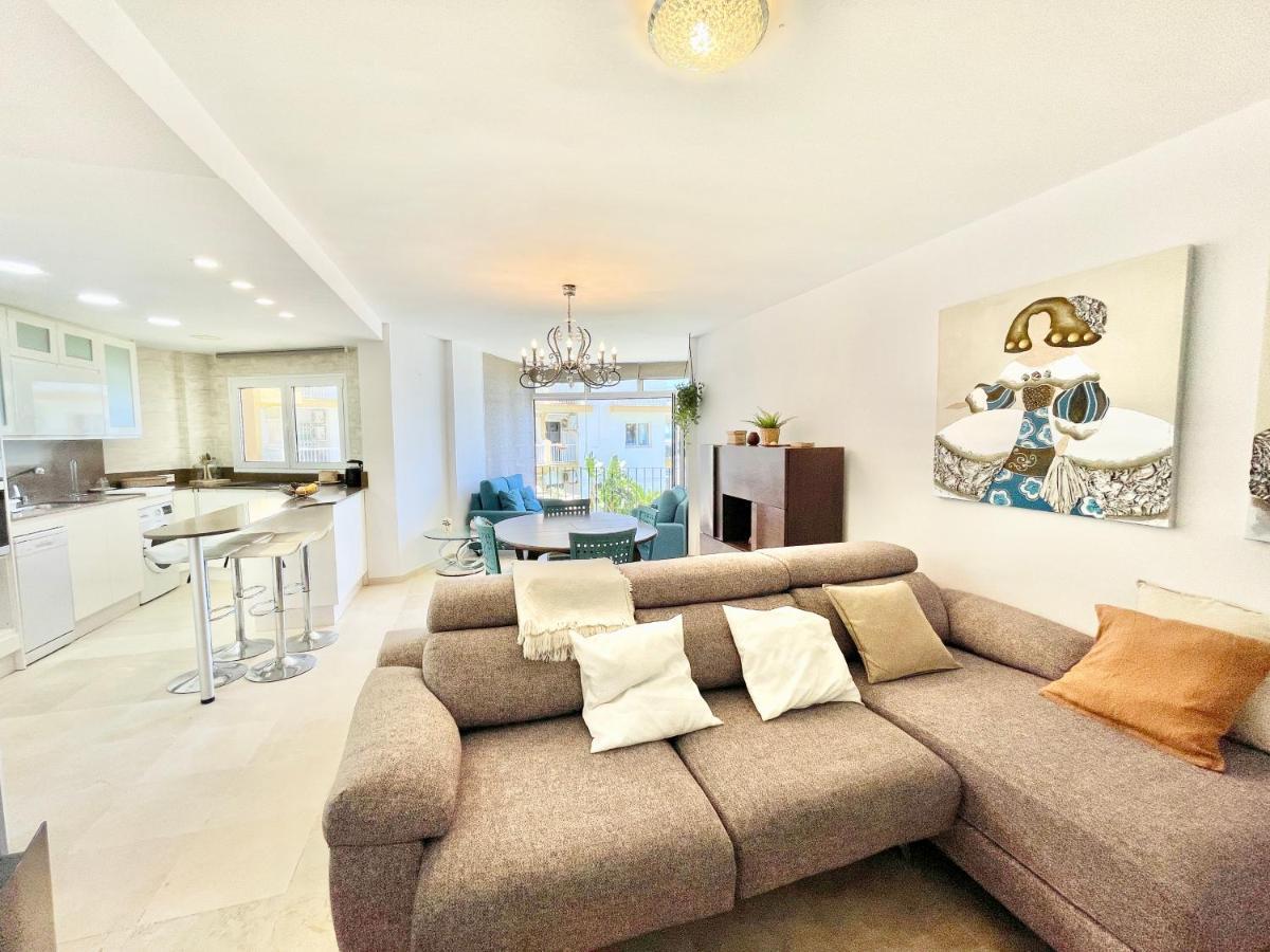 Del Mar Iii Seafront By Eaw Homes