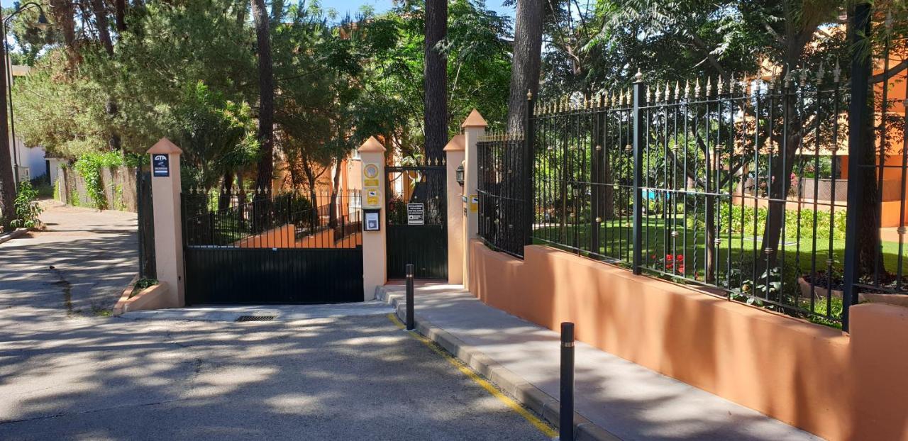 Sunny In Elviria Apartment *