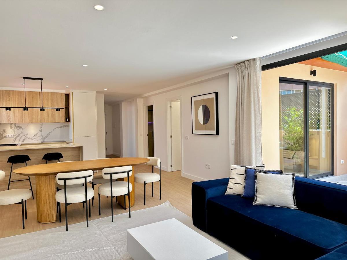 Penthouse Rs 38 Center - Eaw Homes *