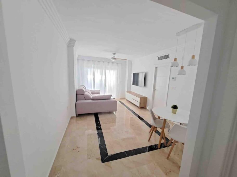 Apartment In Banana Beach, *