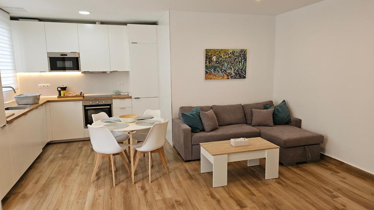 Stylish Old Town Apartment