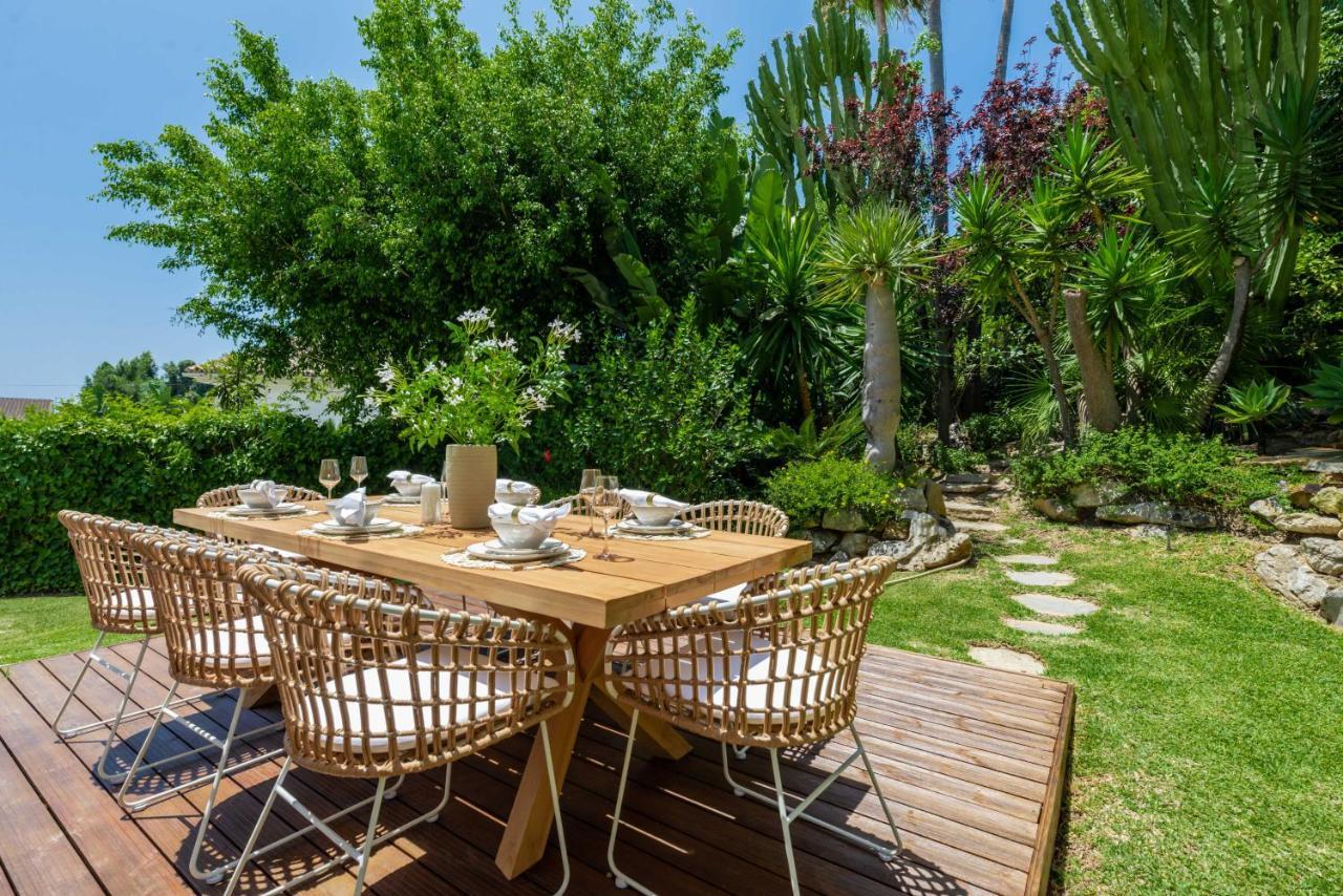Villa Vacation I Nadal, Private Pool, Lush Garden, Beaches At Your Doorstep *