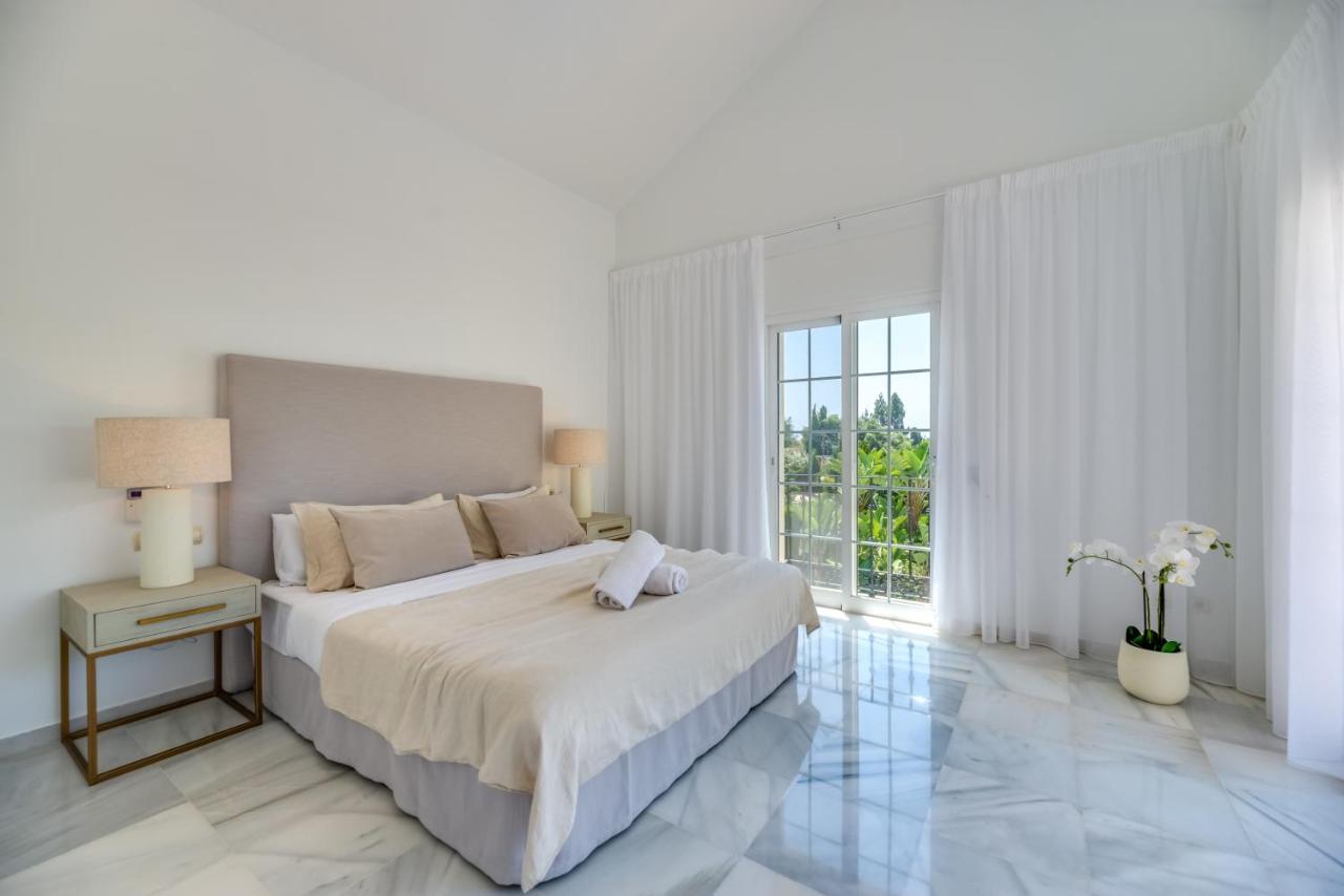 Vacation I Nadal, Private Pool, Lush Garden, Beaches At Your Doorstep Villa Marbella