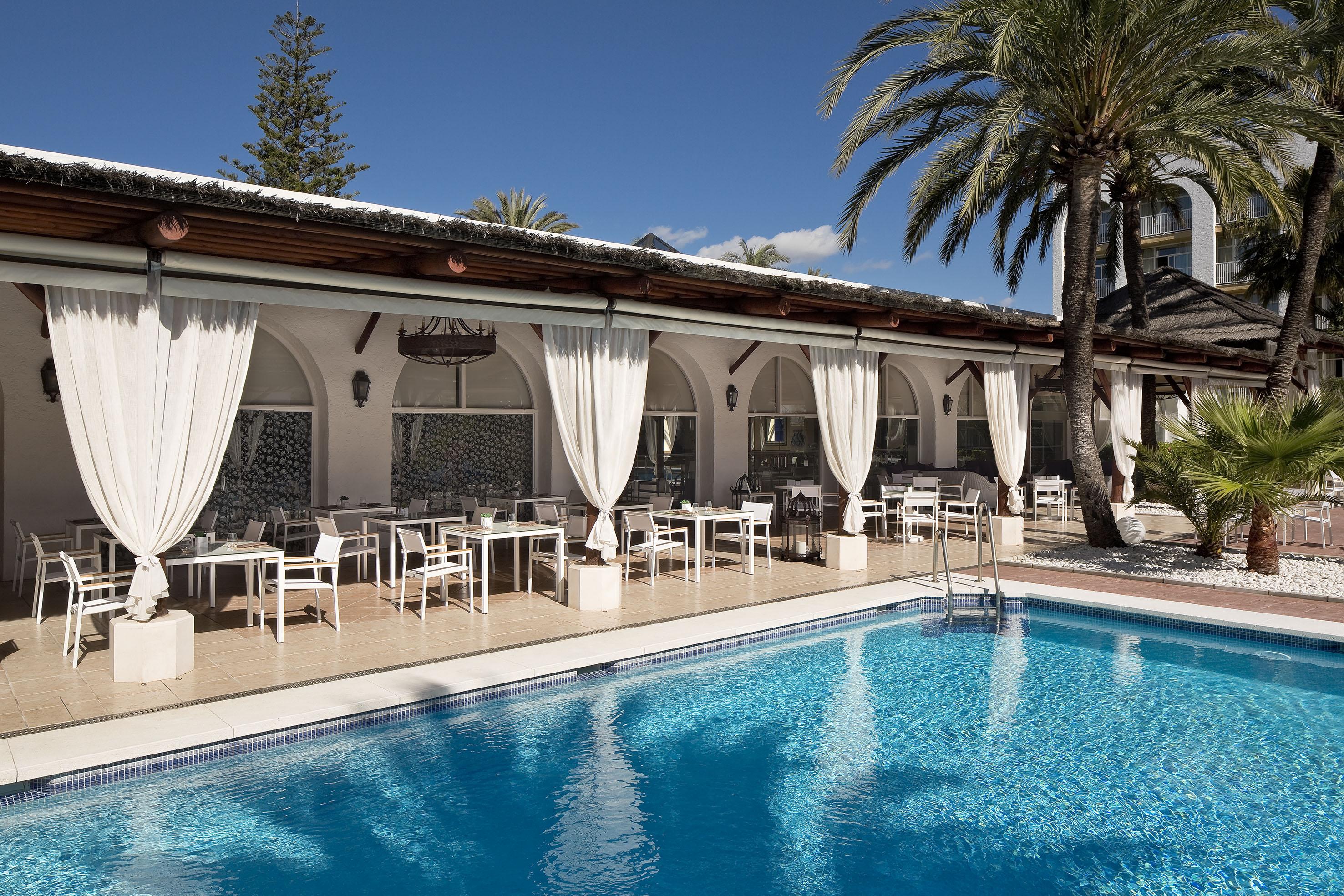 Hotel Me By Melia 5*
