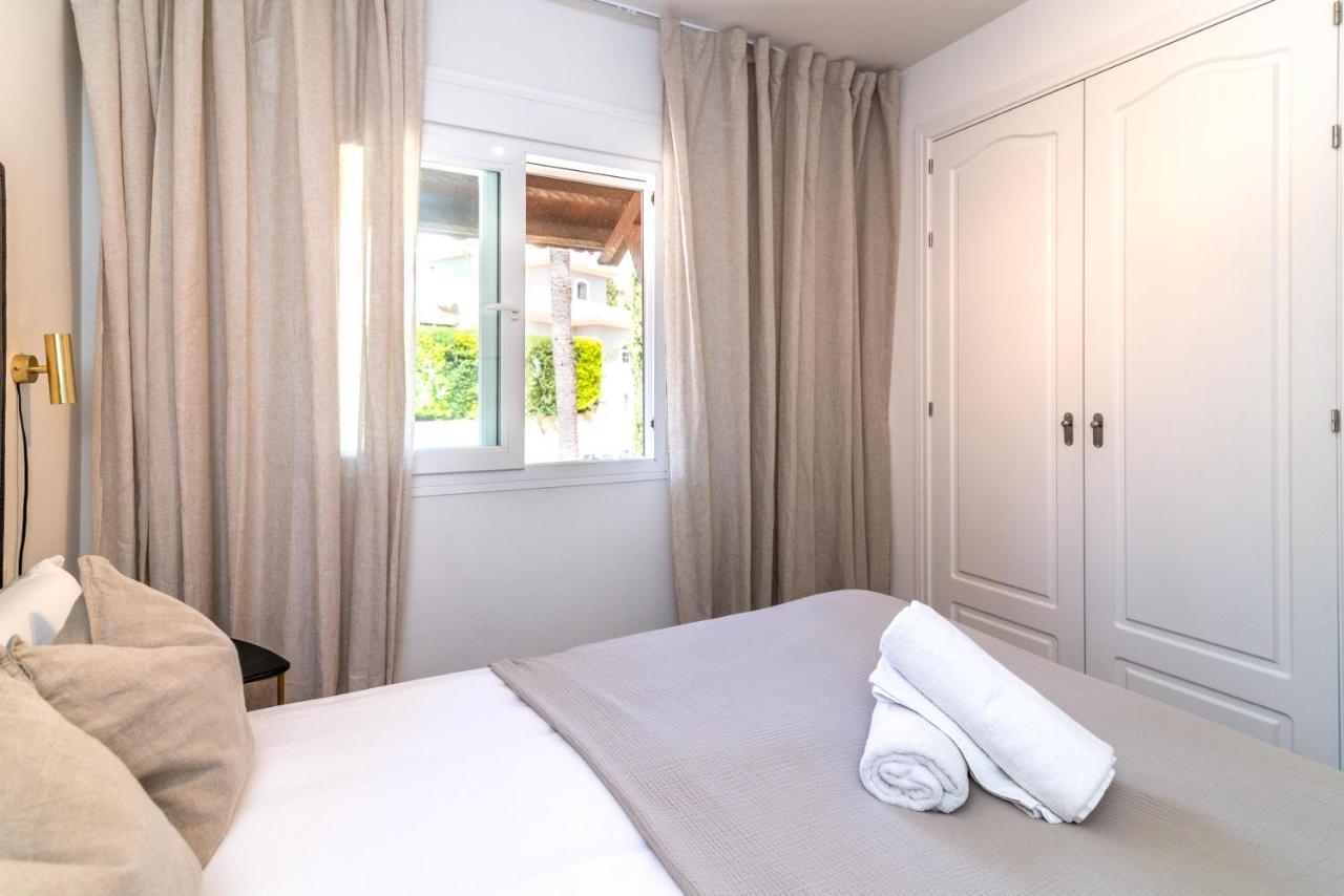 Vacation - Federer, Old Town With A Big Communal Pool And Andalusian Garden Vakantiehuis *