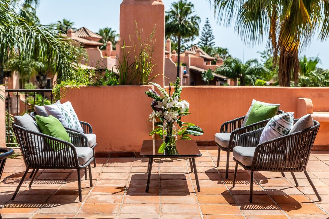 Vakantiehuis Vacation - Federer, Old Town With A Big Communal Pool And Andalusian Garden *