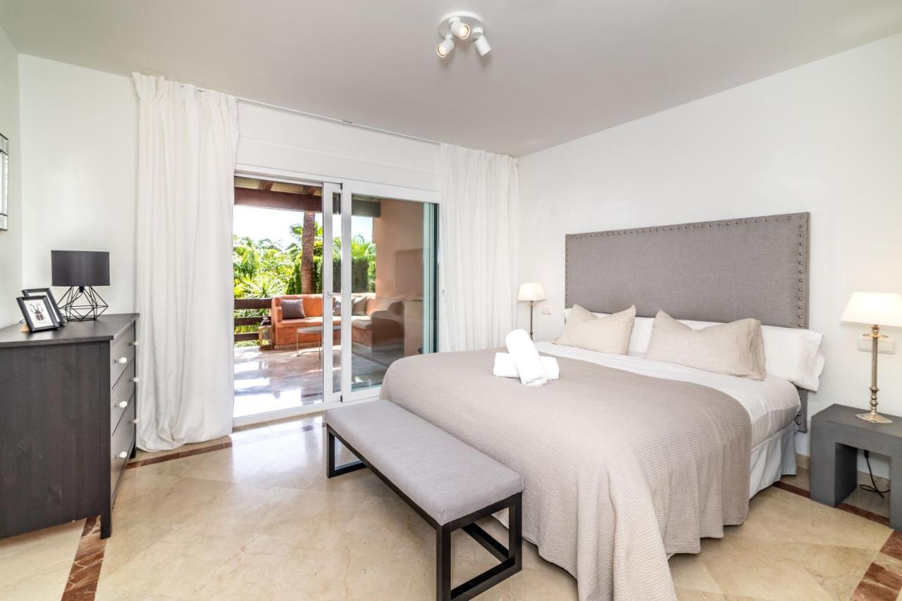 Vacation - Federer, Old Town With A Big Communal Pool And Andalusian Garden Vakantiehuis *