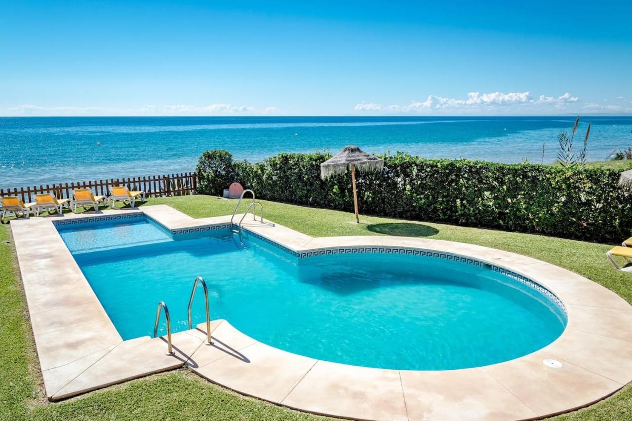 Dunas De - Beachfront 3 Bed Marbella
