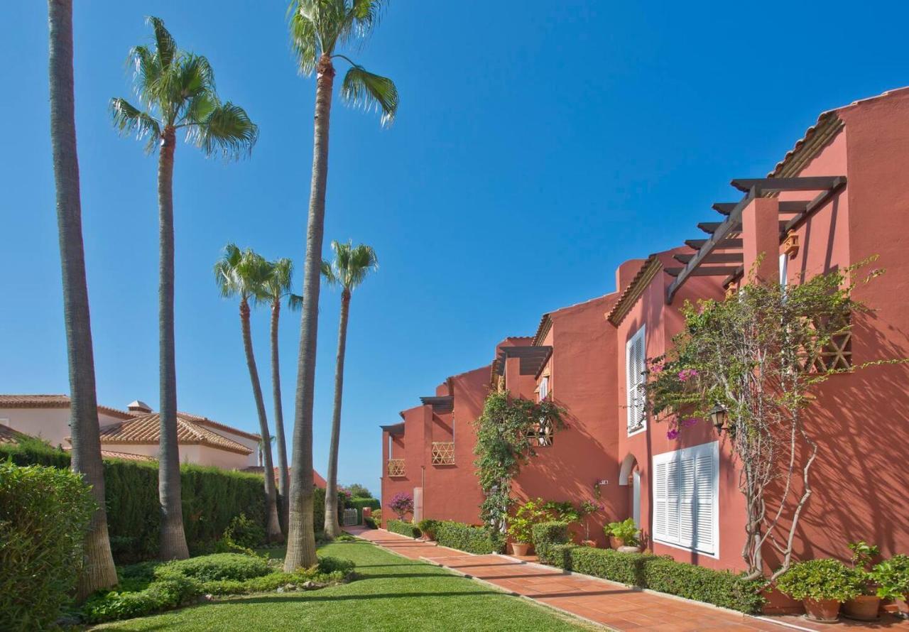 Dunas De - Beachfront 3 Bed Marbella
