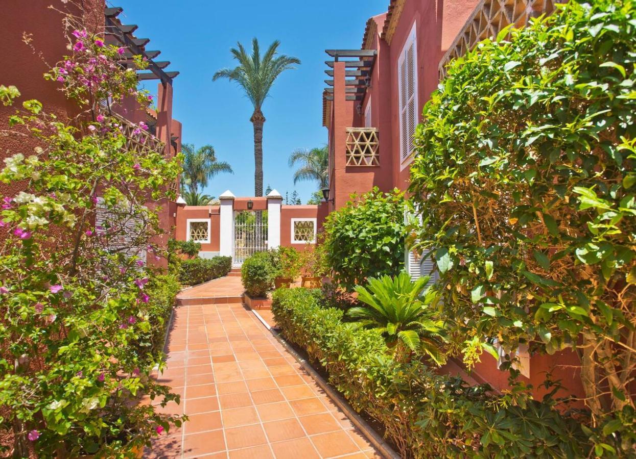 Apartment Dunas De - Beachfront 3 Bed Marbella