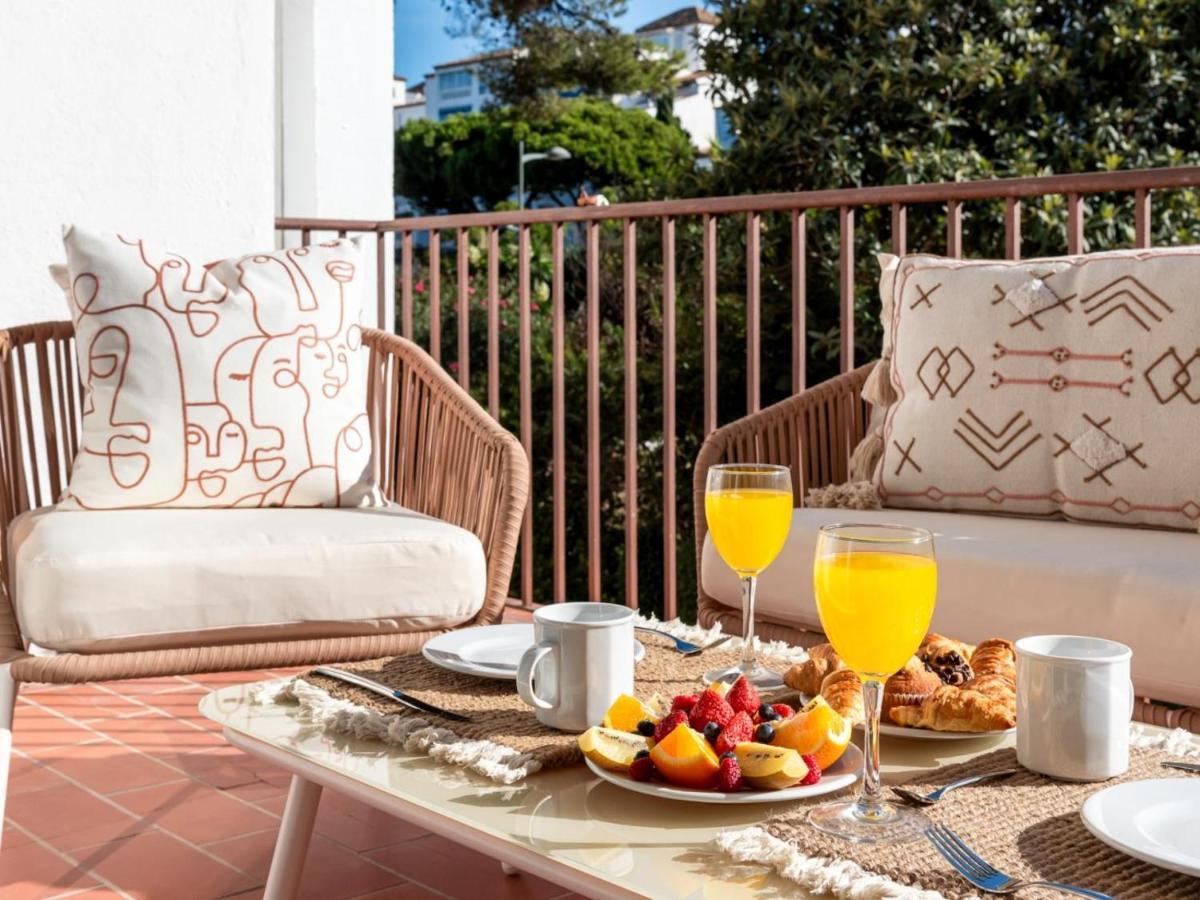 Junto Al Mar Ref 6 120 Marbella