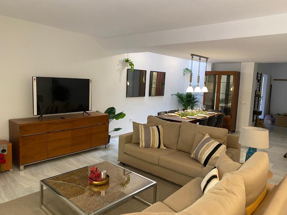 Town House 3 Beds In The Center Of Holiday home *
