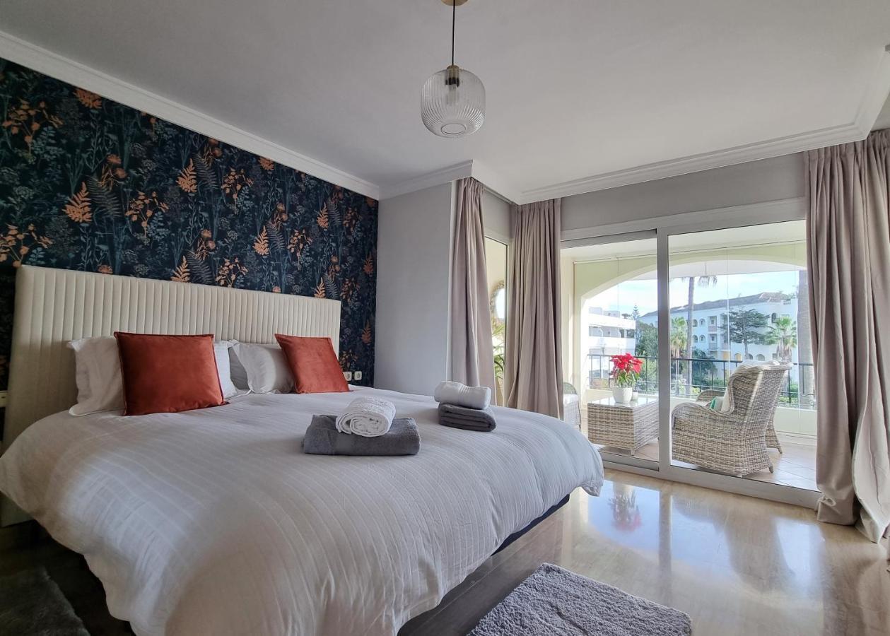 Apartment Luxury Hacienda With Sea Views