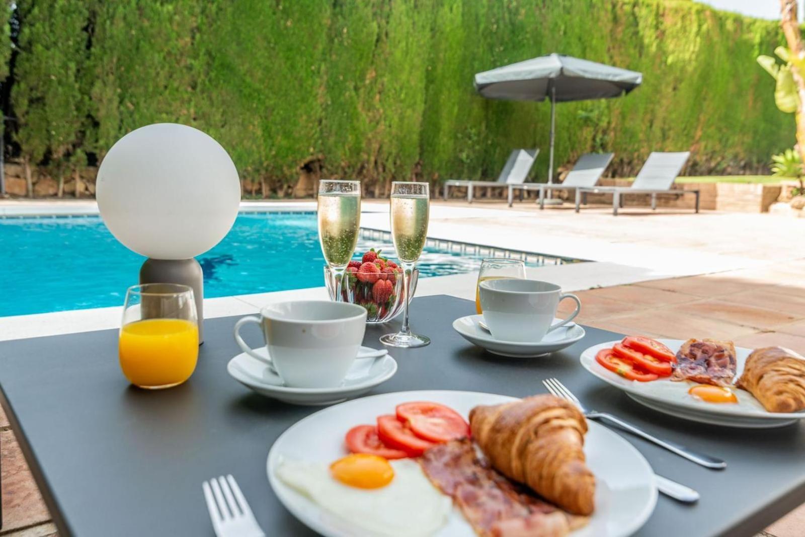 4 Bedroom In Location - Heating Pool Villa Marbella